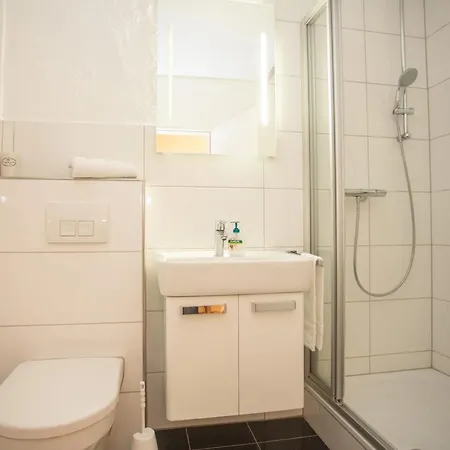 - Feldstrasse 30-o * Winterberg